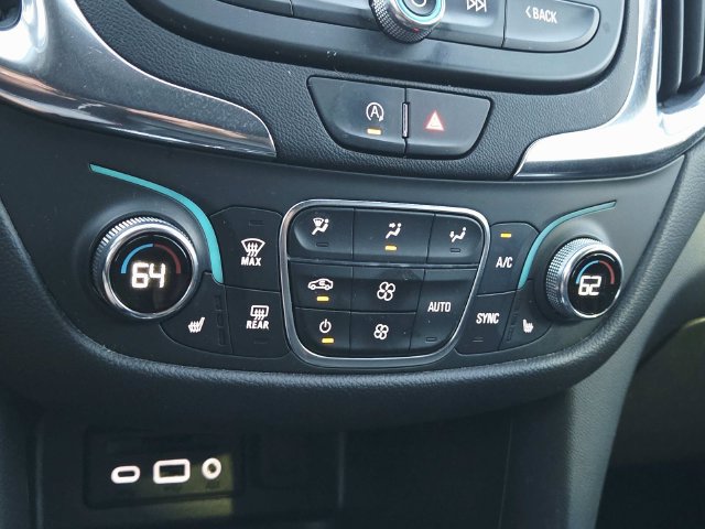 Used 2024 Chevrolet Equinox LT FWD image 24