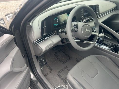 New 2026 Hyundai Elantra Blue image 17