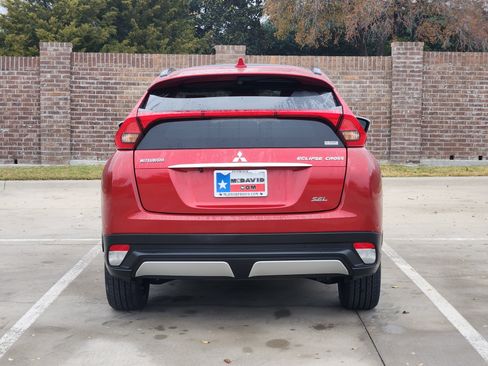 Used 2018 Mitsubishi Eclipse Cross SEL image 7