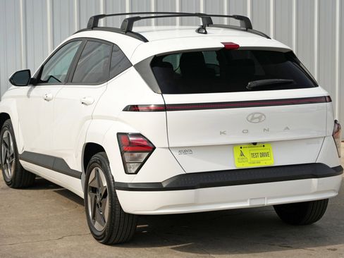 Used 2025 Hyundai Kona SEL image 49