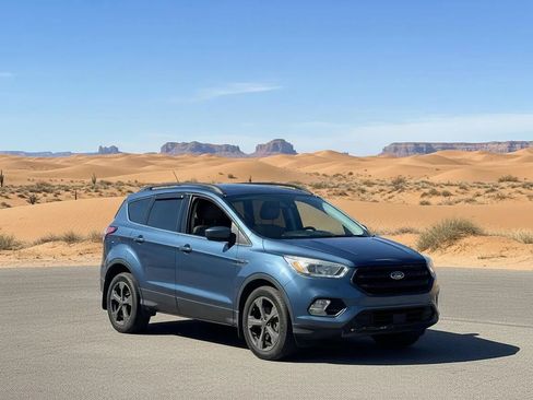 Used 2018 Ford Escape SEL w/ Ford Safe & Smart Package image 1