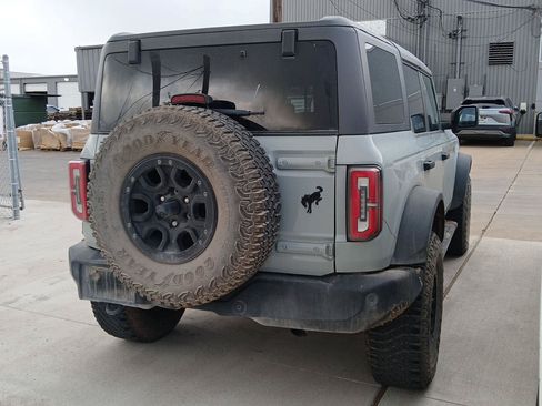 Used 2023 Ford Bronco Wildtrak AWD/4WD image 8