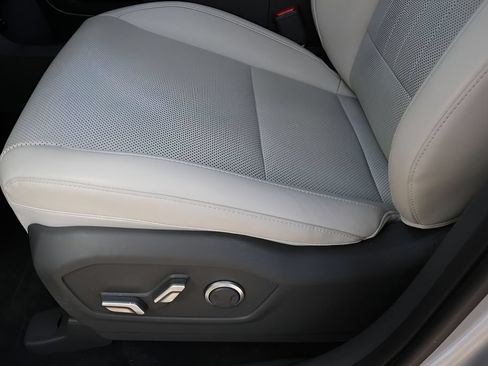 Used 2026 Hyundai Santa Fe SEL FWD image 13