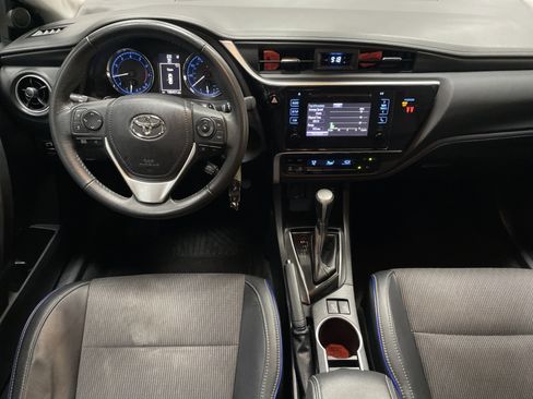 Used 2018 Toyota Corolla SE image 30