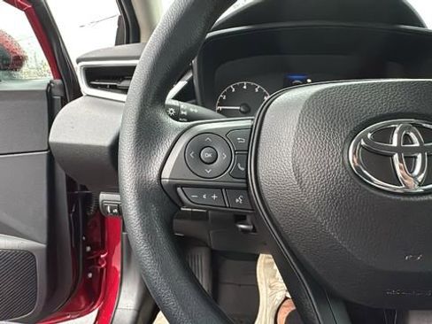 Used 2024 Toyota Corolla LE image 16