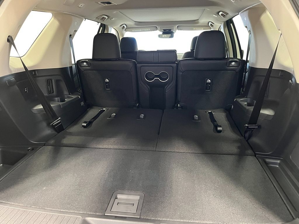 New 2026 Honda Pilot Touring image 23
