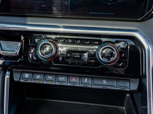 Used 2024 GMC Sierra 2500 Denali Ultimate w/ Max Trailering Package image 27