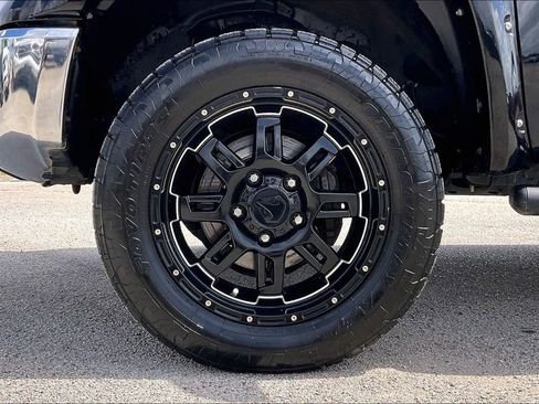 Used 2017 Toyota Tundra SR5 image 35