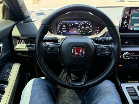 Used 2023 Honda Civic Type R image 11