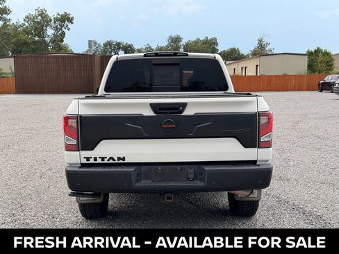 Used 2021 Nissan Titan PRO-4X w/ Pro-4x Utility Package AWD/4WD image 7