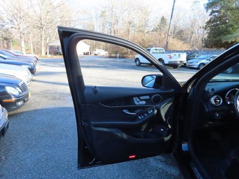 Used 2018 Mercedes-Benz GLC 300 image 15