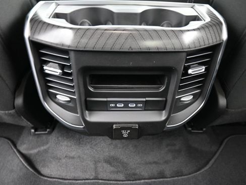 New 2026 RAM 1500 Big Horn AWD/4WD image 14