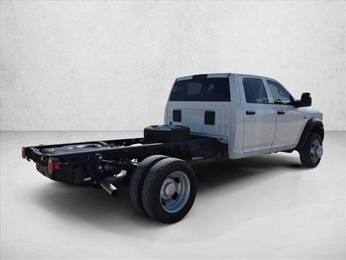 New 2026 RAM 5500 Tradesman w/ Chrome Appearance Group AWD/4WD image 7