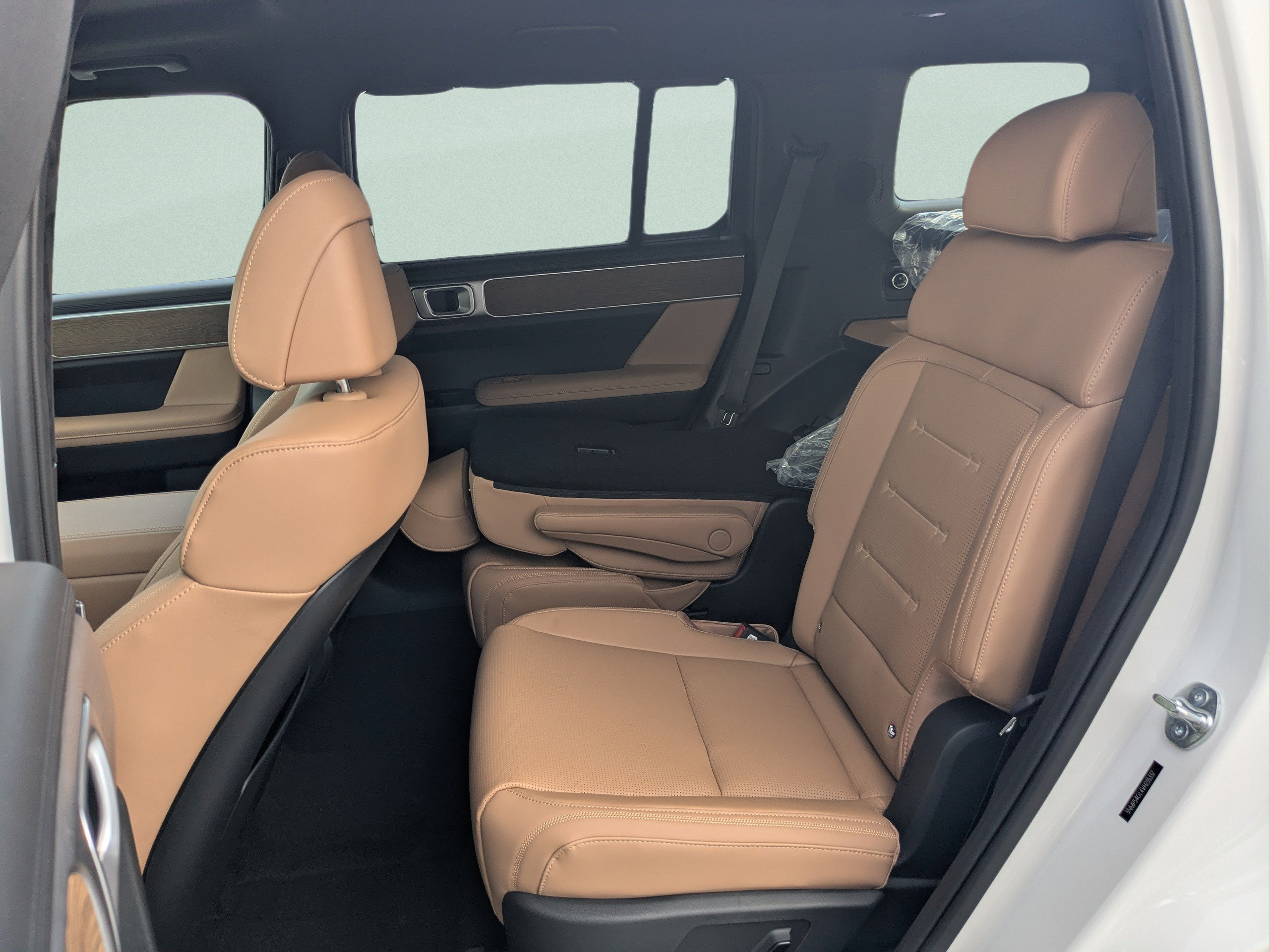 New 2027 Hyundai Santa Fe Calligraphy FWD image 13