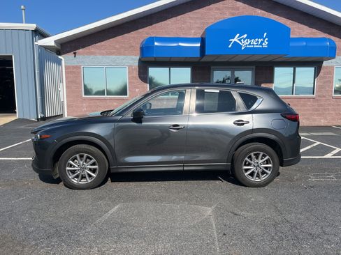Used 2022 MAZDA CX-5 AWD 2.5 S w/ Select Package image 3