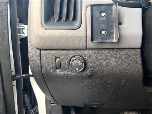 Used 2017 Chevrolet Colorado W/T RWD image 36