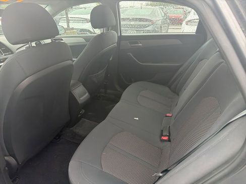 Used 2019 Hyundai Sonata SE FWD image 19