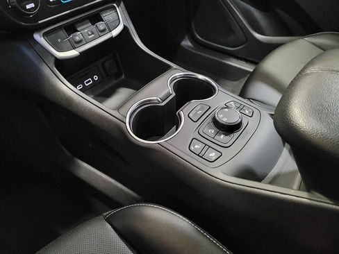 Used 2023 GMC Terrain SLT w/ Tech Package AWD/4WD image 26