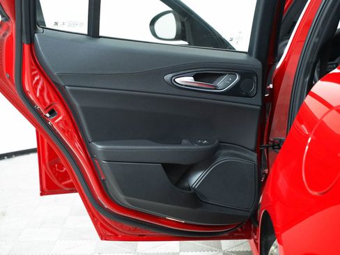 New 2024 Alfa Romeo Giulia Sprint image 25