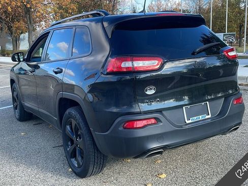 Used 2016 Jeep Cherokee High Altitude image 4