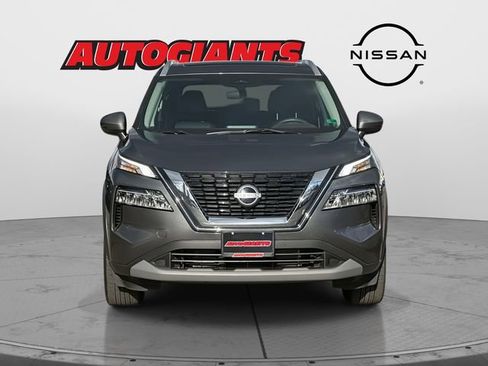 Used 2022 Nissan Rogue SV w/ SV Premium Package image 7