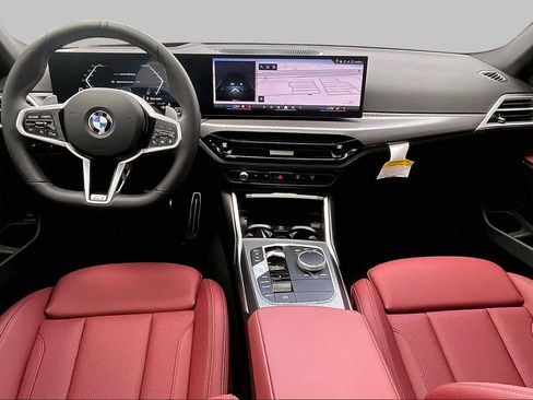 Used 2026 BMW 330i Sedan w/ M Sport Package RWD image 15