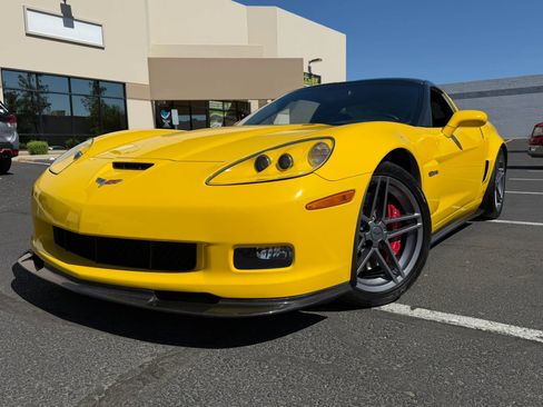 Used 2006 Chevrolet Corvette Z06 w/ Preferred Equipment Group RWD image 1