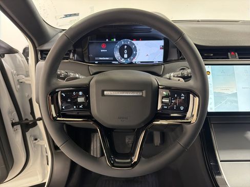 Used 2024 Land Rover Range Rover Evoque S image 14