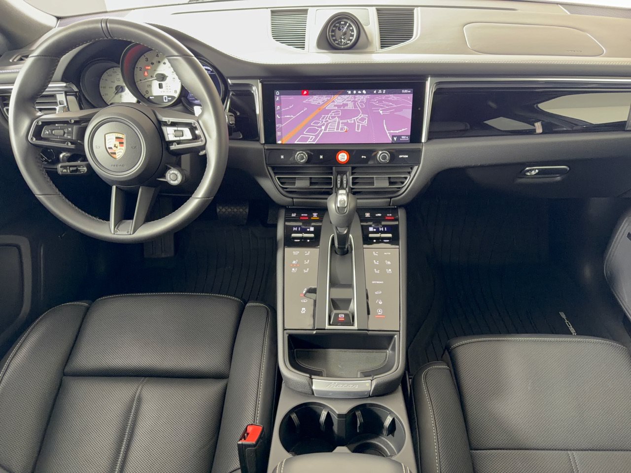 Used 2026 Porsche Macan Turbo AWD/4WD image 20