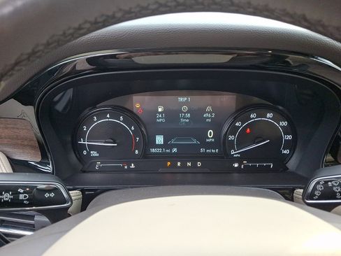 Used 2020 Lincoln Corsair Reserve w/ Equipment Group 201A image 25