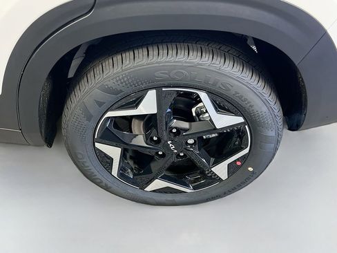 New 2026 Kia Seltos S image 30