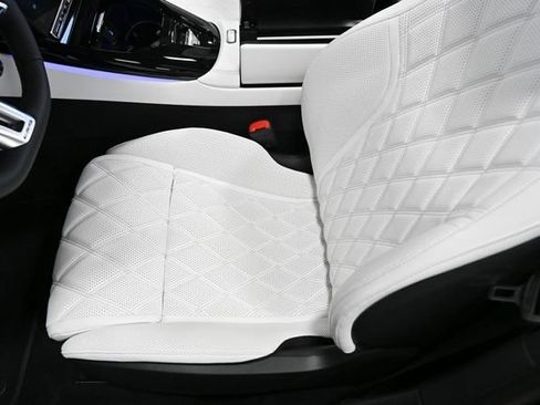 Used 2026 Mercedes-Benz SL 63 AMG S e Performance 4MATIC image 39