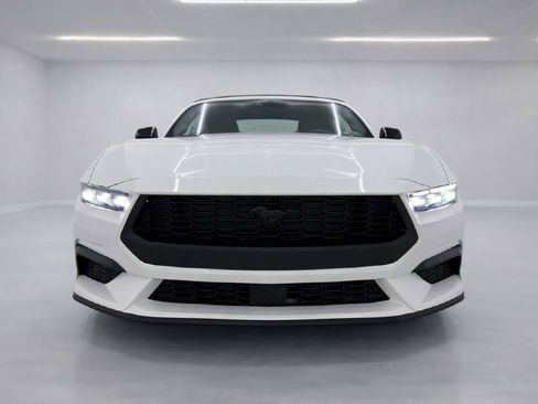 Used 2026 Ford Mustang Premium image 8