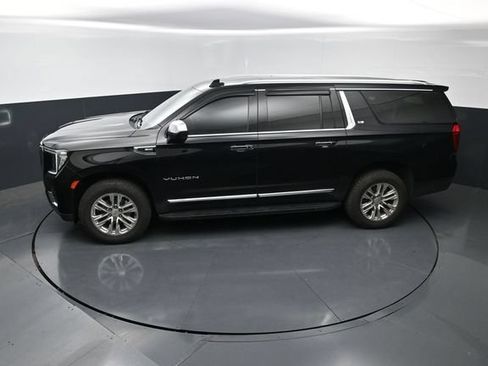Used 2022 GMC Yukon XL SLT AWD/4WD image 17
