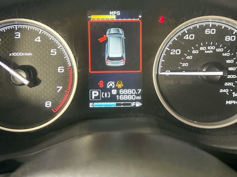 Used 2022 Subaru Forester Premium image 12