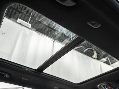 Used 2024 Jeep Grand Cherokee L Limited w/ Luxury Tech Group II image 39