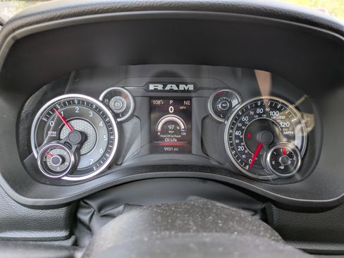 Certified 2024 RAM 1500 Big Horn RWD image 23