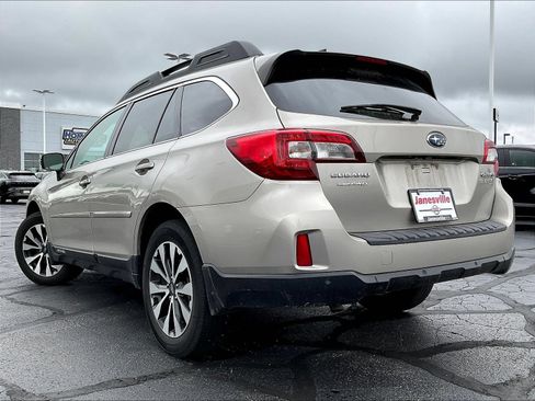 Used 2017 Subaru Outback 2.5i Limited AWD/4WD image 3