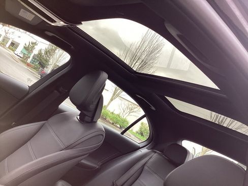 Used 2024 Mercedes-Benz C 300 4MATIC Sedan image 4