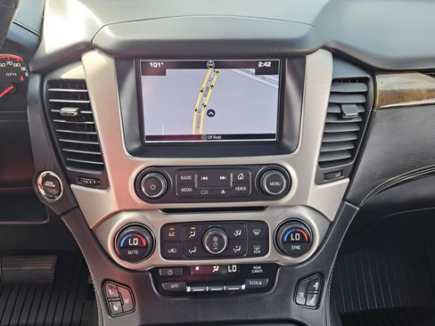 Used 2016 GMC Yukon XL Denali w/ Open Road Package AWD/4WD image 20