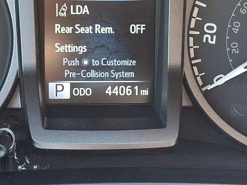 Certified 2023 Toyota Tacoma TRD Sport AWD/4WD image 19