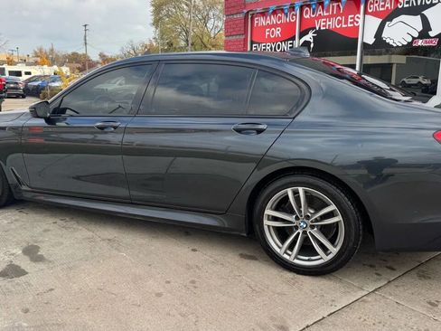 Used 2016 BMW 750i xDrive image 12