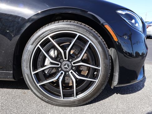 Used 2022 Mercedes-Benz E 450 4MATIC Sedan image 9