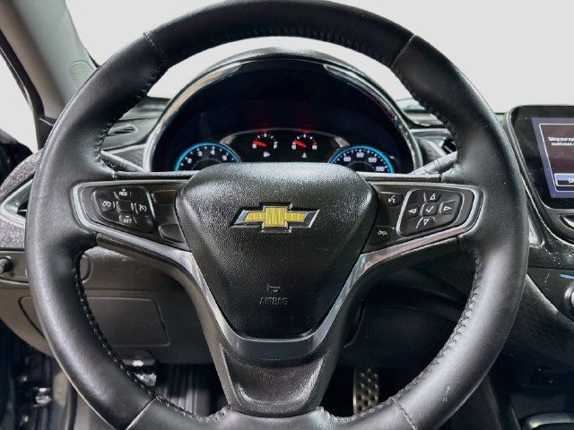 Used 2016 Chevrolet Malibu LT FWD image 11