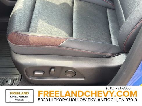 Used 2025 Chevrolet Equinox RS w/ Convenience Package III FWD image 22