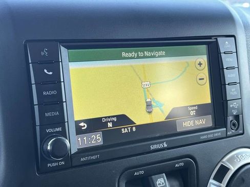 Used 2016 Jeep Wrangler Unlimited Sahara image 28