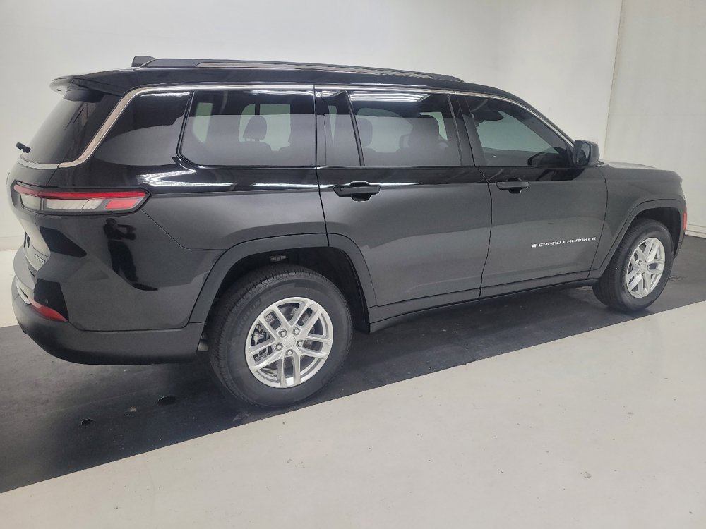 Used 2023 Jeep Grand Cherokee L Laredo AWD/4WD image 10