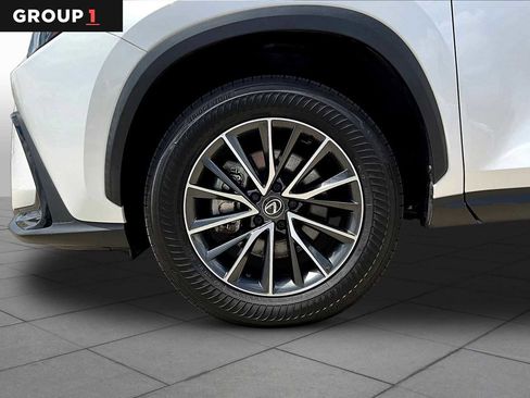 Certified 2024 Lexus NX 250 FWD image 9