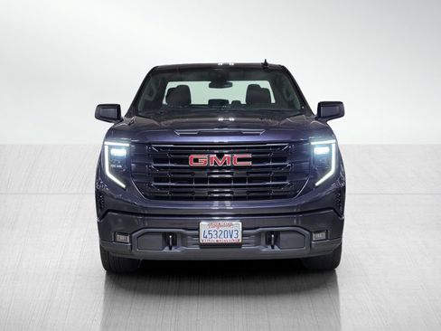 Used 2023 GMC Sierra 1500 Elevation AWD/4WD image 2