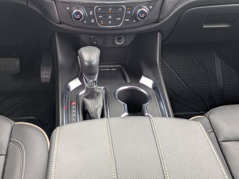 Used 2022 Chevrolet Traverse Premier w/ LPO, Floor Liner Package image 21